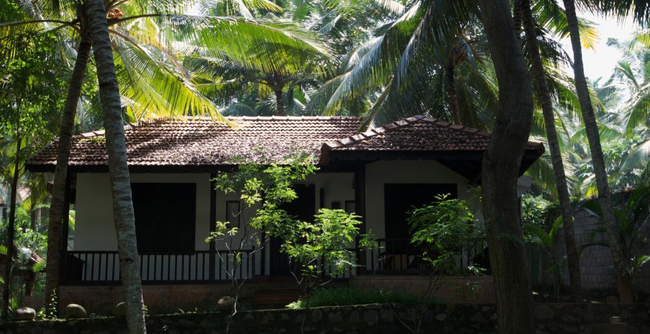 Niraamaya Wellness Retreats, Surya Samudra, Kovalam Exterior photo