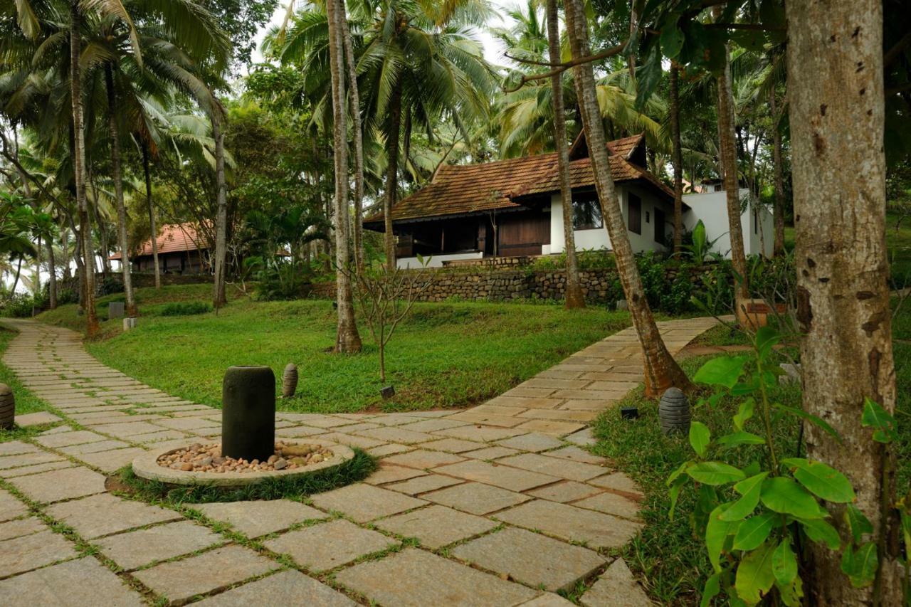 Niraamaya Wellness Retreats, Surya Samudra, Kovalam Exterior photo